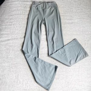 Laundry segal flare leggings